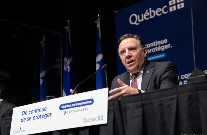 COVID-19 – La plupart des régions de retour au palier rouge  »Malheureusement, on ne sait pas ce que l&rsquo;avenir nous réserve » François Legault