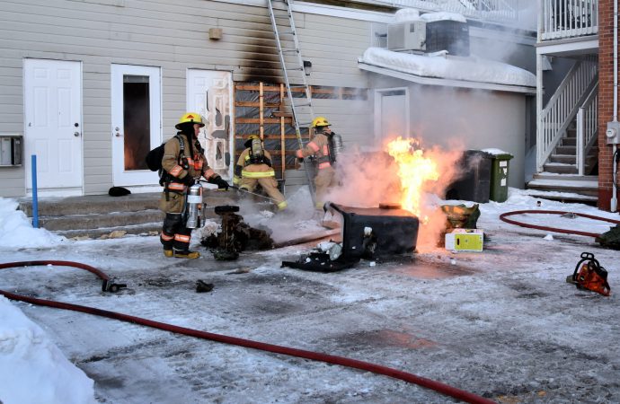 Un dossier d’incendie rapidement maîtrisé rue Hériot transféré à la Sûreté du Québec
