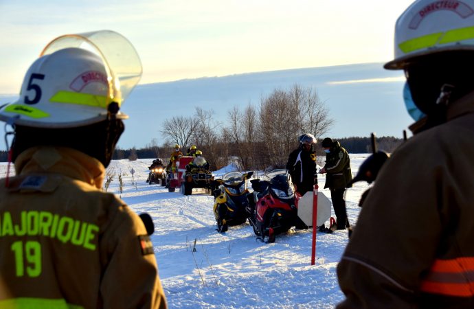 Une femme blessée dans un accident de motoneige à L’Avenir