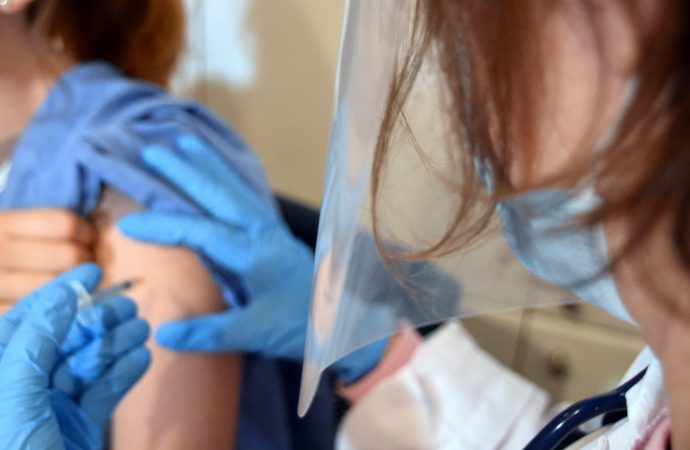 Travailleurs de la santé et des services sociaux – Début de la prise de rendez-vous pour la phase 2 de la vaccination en Mauricie et au Centre-du-Québec