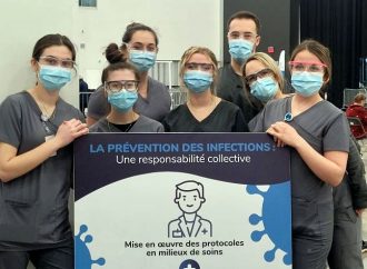 Une centaine d’étudiants en soins infirmiers du Cégep de Drummondville répondent présents à la campagne de vaccination du CIUSSS MCQ