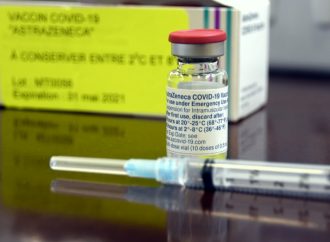 Décès confirmé à la suite d’une thrombose avec thrombocytopénie liée au vaccin d’AstraZeneca