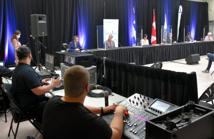 Québec et Ottawa annoncent à Drummondville des investissements récréatifs et sportifs d’importance pour la région