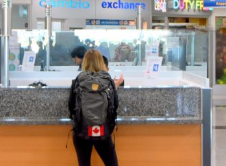 Ottawa annonce que le test aléatoire obligatoire sera temporairement suspendu dans tous les aéroports