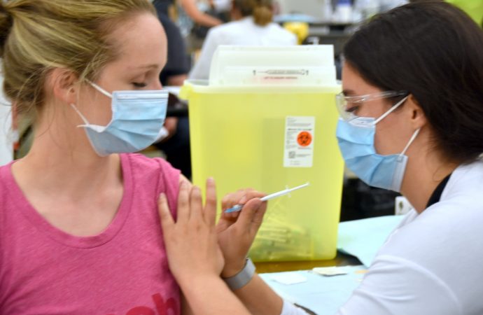 Vaccinations : 60 % de la population vaccinée avec une première dose en Mauricie-Centre-du-Québec