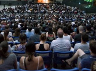 Relance des festivals et événements : Québec annonce l&rsquo;élaboration d&rsquo;un protocole de recherche visant la tenue d&rsquo;un événement-test