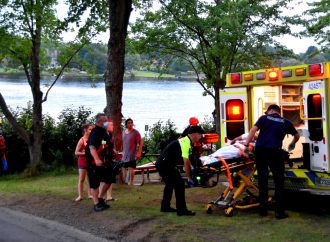 Accident nautique – Un jeune homme gravement blessé par une hélice de bateau