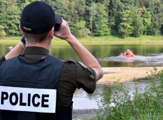 Les recherches se poursuivent pour retrouver l’homme qui aurait sombré dans la rivière Saint-François à Drummondville