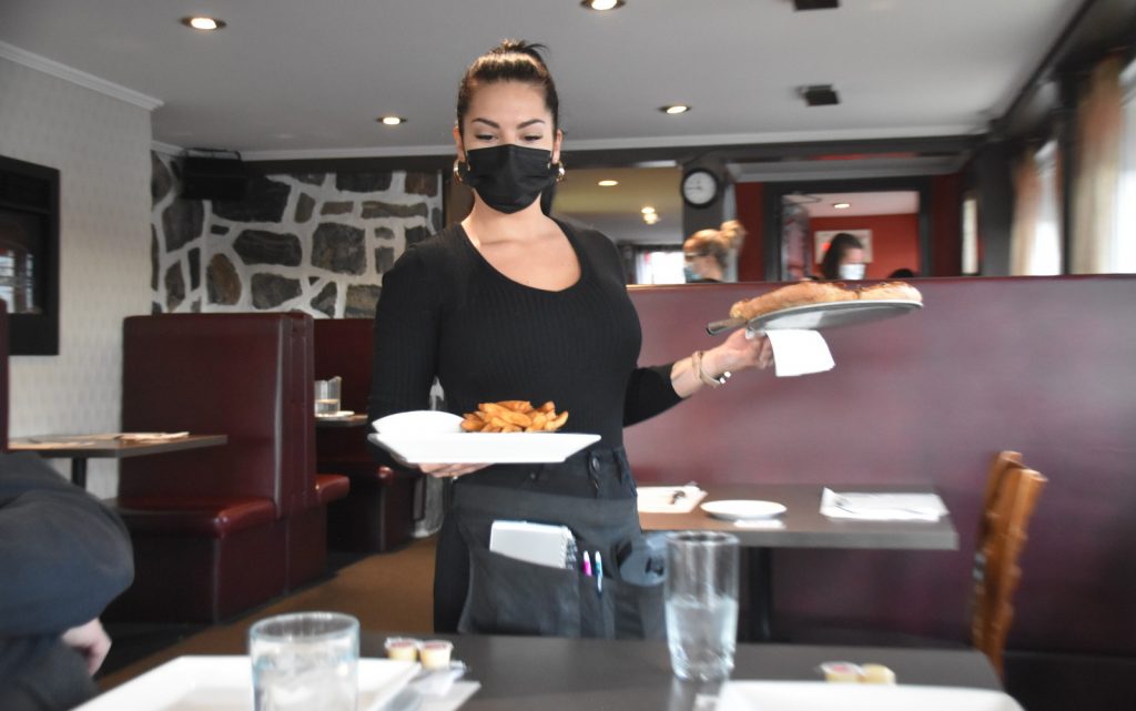 restos, hôtels et bars @ Crédit photo Eric Beaupré Vingt55-007