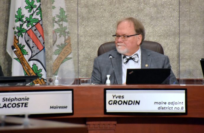 Dossier de la pression d’eau – La pression monte entre un citoyen et le maire suppléant Yves Grondin