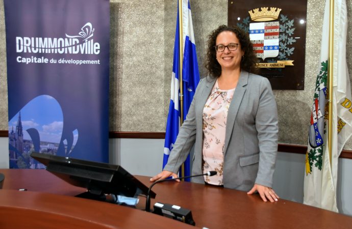 Élections municipales 2021 – Victoire de Stéphanie Lacoste à la mairie de Drummondville