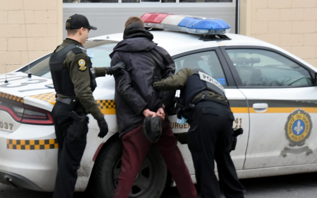 Arrestation Jet @ Crédit photo Eric Beaupré Vingt55 (1)