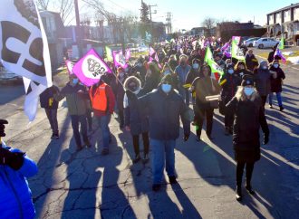 Héma-Québec : La FSSS–CSN a manifesté à Drummondville en appui aux négociations des employés d’Héma-Québec