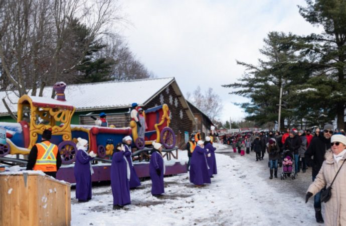 Franc succès pour la Féérie de Noël à Drummondville, près de 4500 personnes y ont pris part !