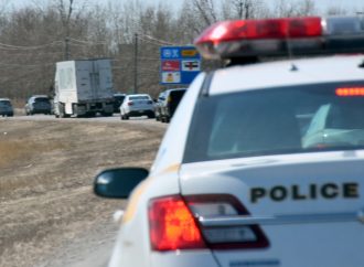 Sécurité routière : les camionneurs ciblés lors d’une vaste opération, plus de 5600 infractions relevées en une journée