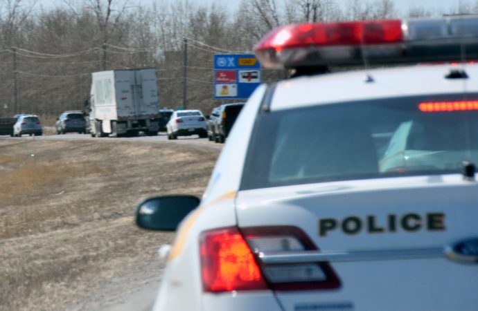 Transport routier : plus de 1 600 poids lourds interceptés et 2 000 constats d’infraction en un mois