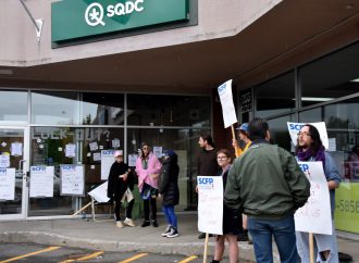 Grève à la SQDC : la suspension d’employés fait réagir le syndicat et les employés à Drummondville