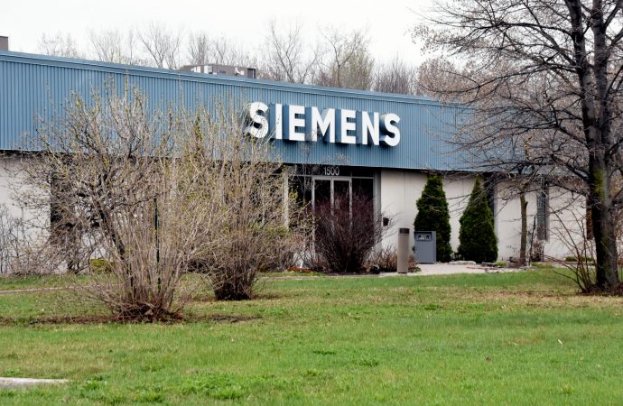 Vote de grève des membres d’Unifor chez Siemens à Drummondville