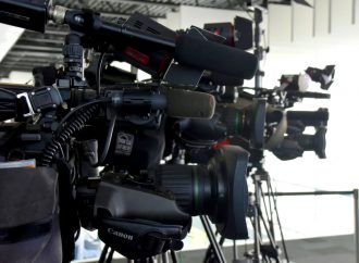 Le CRTC autorise CBC/Radio-Canada à réduire les nouvelles et la production télévisées