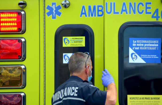 Québec annonce une entente de principe pour les techniciens ambulanciers paramédics
