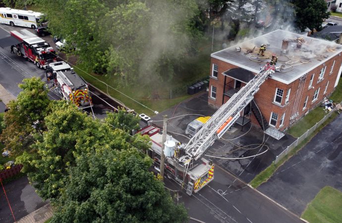 Incendie d’un immeuble résidentiel, une personne conduite à l’hôpital de Drummondville