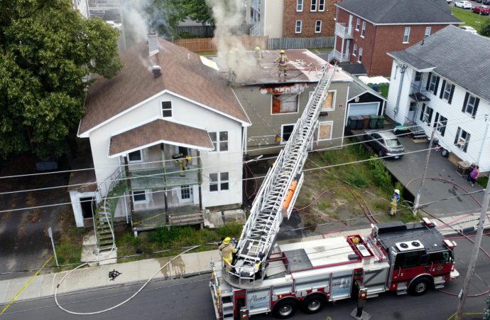 Incendie sur la rue Girard à Drummondville – Une enquête est en cours
