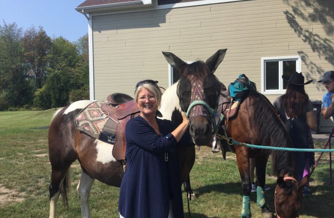 Luce Daneau, candidate conservatrice, termine sa campagne avec optimisme