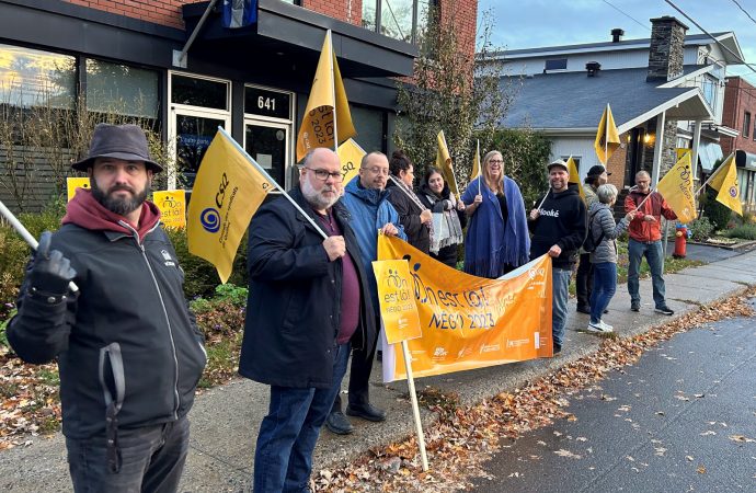 Ouverture des négociations du secteur public – Opération de visibilité de la CSQ »On est là », à Drummonville