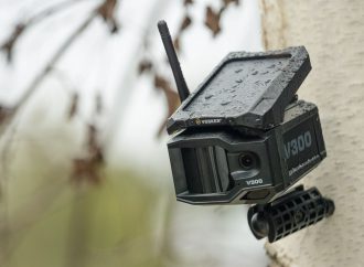 VOSKER, un leader mondial technologique fondée au Centre-du-Québec, lance une nouvelle caméra de sécurité à connexion cellulaire, sans fil ni Wi-Fi