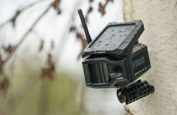 VOSKER, un leader mondial technologique fondée au Centre-du-Québec, lance une nouvelle caméra de sécurité à connexion cellulaire, sans fil ni Wi-Fi