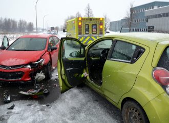 La neige et la glace noire ont surpris de nombreux automobilistes encore ce matin à Drummondville