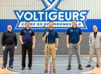 Voltigeurs du Cégep de Drummondville : Julien Ouellette devient l’entraîneur-chef de la nouvelle équipe de hockey masculin