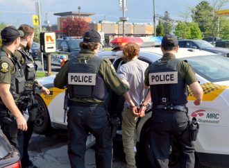 Vol de véhicule : un adolescent arrêté après une courte poursuite policière à Drummondville