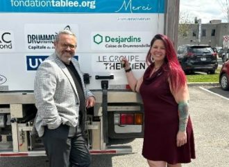 La Caisse Desjardins de Drummondville offre une importante contribution à la Tablée populaire