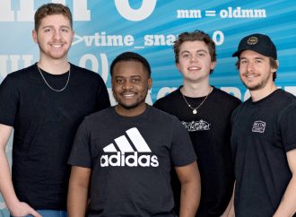 Quatre étudiants du HUB du Cégep de Sorel-Tracy cultivent le bonheur par le biais de la collaboration dans les écoles de Drummondville