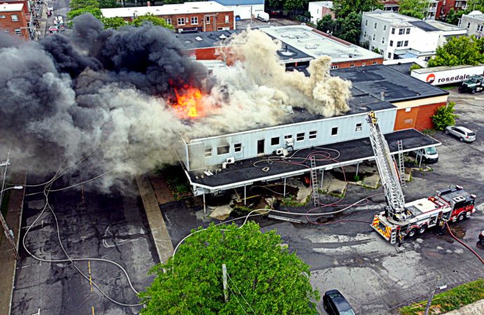L’ancien terminus d’autobus de Drummondville détruit par un incendie suspect
