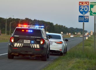 GEV à Drummond : les policiers autoroutiers de la SQ ralentissent les ardeurs d’un chauffard capté à 160 km/h