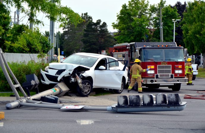Un accident impliquant un scooter et une voiture a fait trois blessés à Drummondville