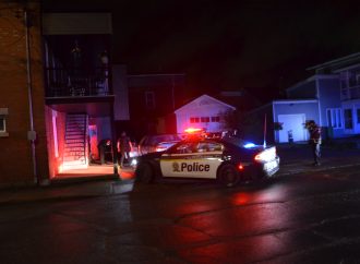 Un individu arrêté après une courte poursuite policière à Drummondville