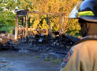 Un garage résidentiel détruit par un incendie sur le 11e rang à Wickham