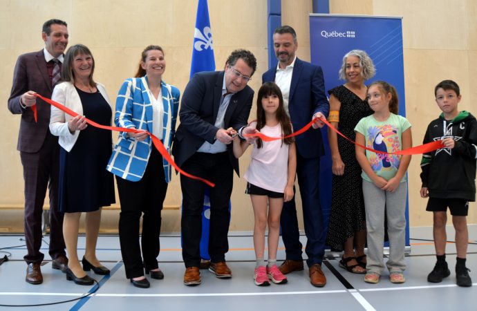 École primaire des 2 Rivières : Le député Sébastien Schneeberger procède à l’inauguration officielle en présence du ministre de l’Éducation