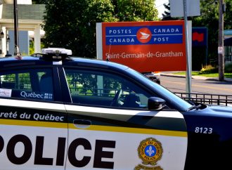 Vol de colis au bureau de Postes Canada de Saint-Germain-de-Grantham, la Sûreté du Québec enquête