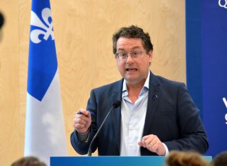 Négociations : Québec annonce une proposition de règlement avec près de 10 000 professionnelles et professionnels du réseau de l’éducation