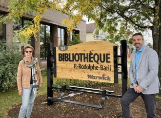 Sébastien Schneeberger annonce une importante aide financière pour la bibliothèque municipale de Warwick