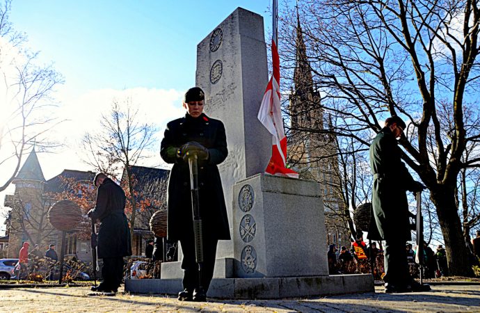 Drummondville rend hommage : Le 6e Bataillon, Royal 22e Régiment invite la population au Jour du Souvenir le 9 novembre