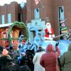 Magie de Noël : un défilé réussi et festif pour l’arrivée du vrai Père Noël à Drummondville !