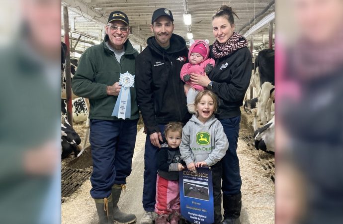 Une ferme du Centre-du-Québec récompensée pour la qualité de son lait!