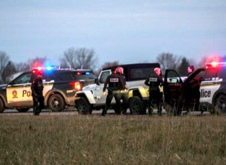 Vols de véhicules : deux poursuites policières ont conduit à autant d’arrestations sur l’autoroute 20