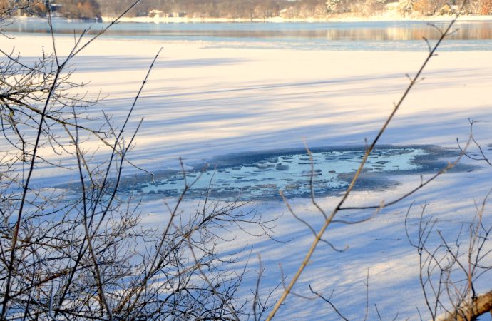 S’aventurer sur la glace de la rivière Saint-François, une mauvaise idée, 4 jeunes l’ont appris à leurs dépens