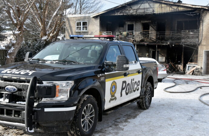 Incendie suspect à Drummondville : l’enquête de la SQ se poursuit